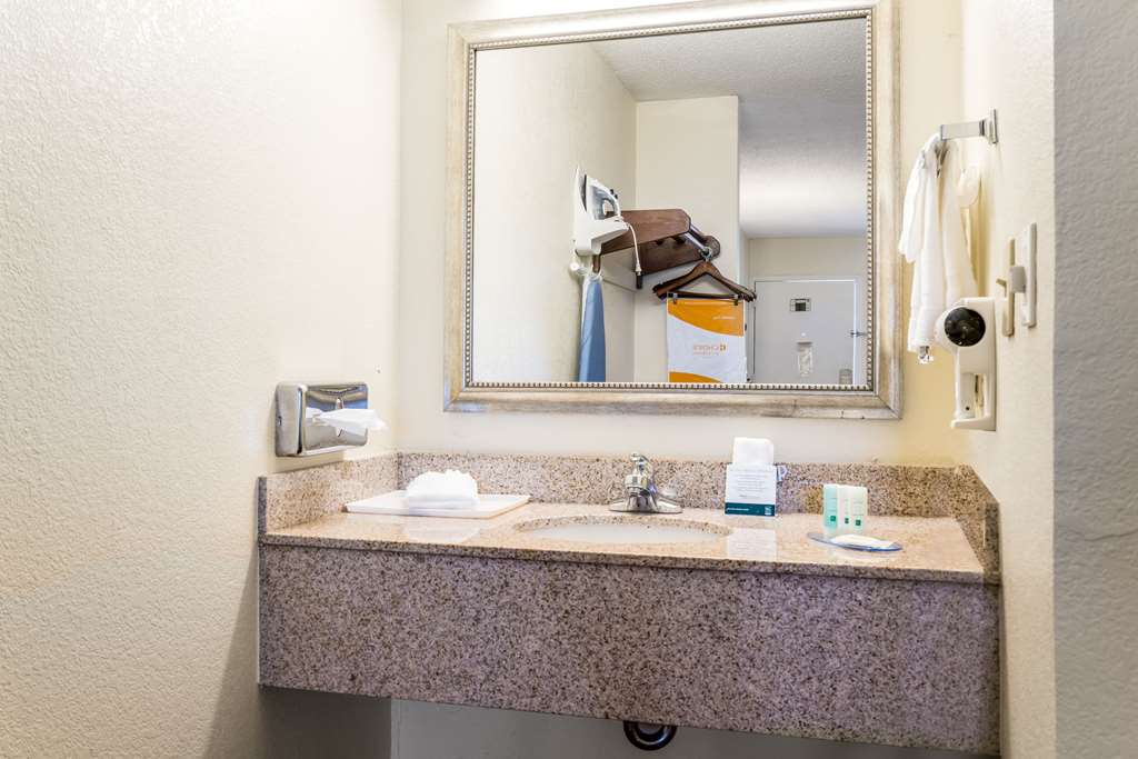 Quality Inn Battleboro Rocky Mount - photo 21