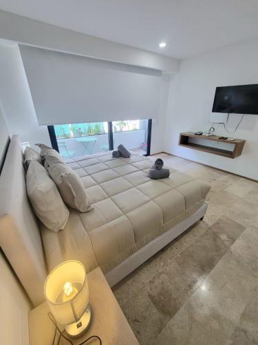 Escápate a la Playa Ubicación Rooftop y Alberca — 4-Star Luxury Hotel in Playa Del Carmen, Mexico