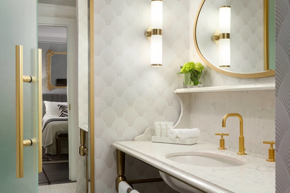 Hotel LeVeque Autograph Collection - photo 5