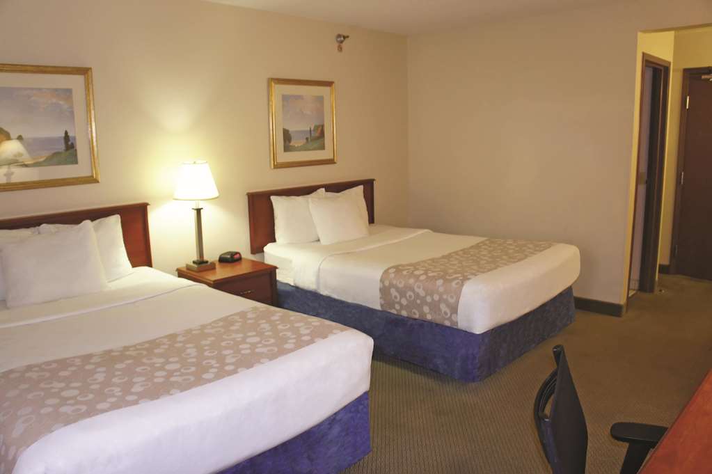 La Quinta Inn by Wyndham Omaha Southwest - photo 7