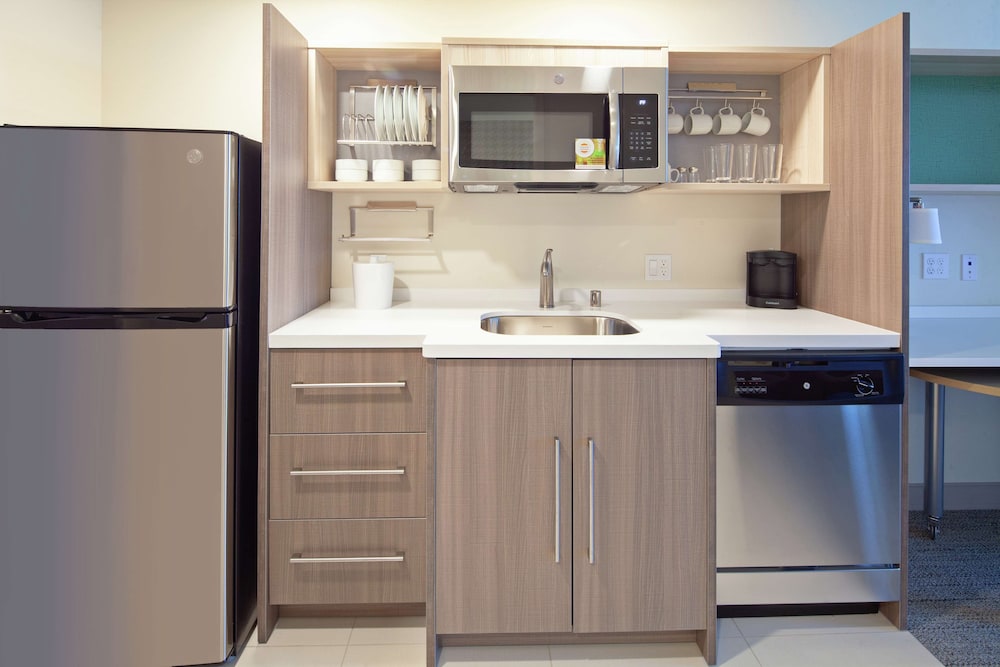 Home2 Suites by Hilton Alameda Oakland Airport - photo 13