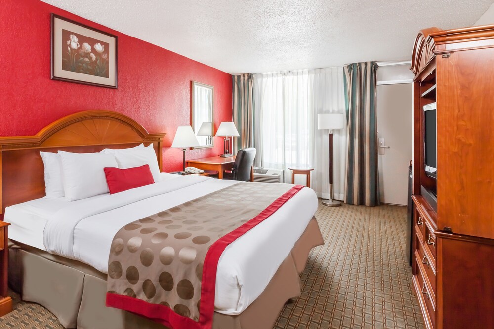 Ramada By Wyndham New Iberia - photo 8