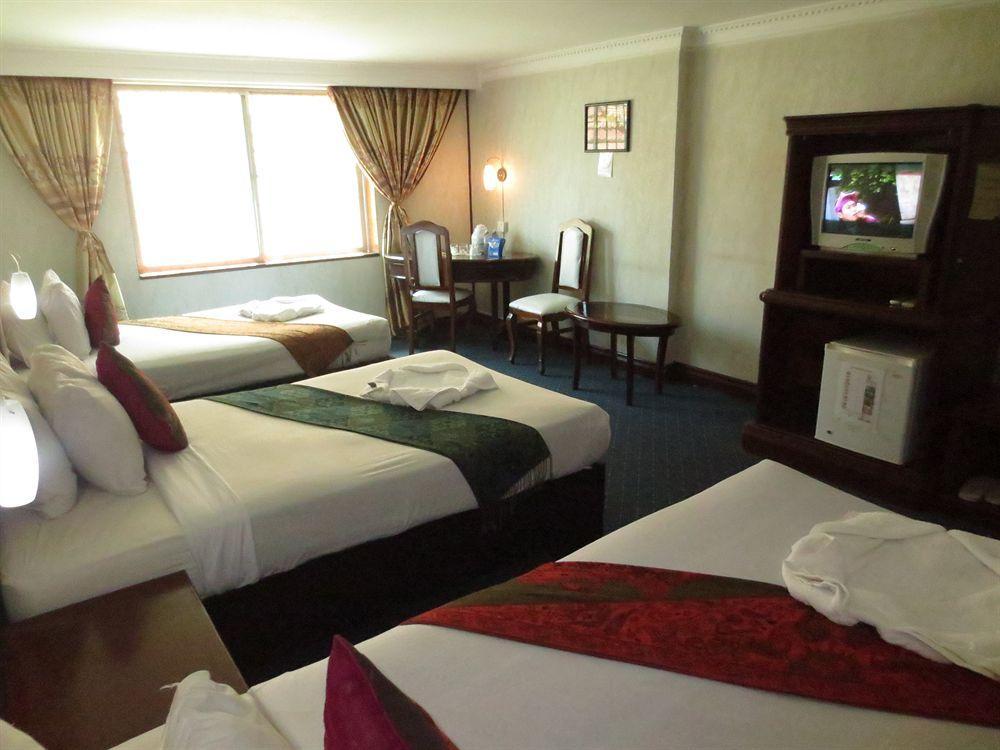 Khmeroyal Hotel — Phnom Penh — photo 4