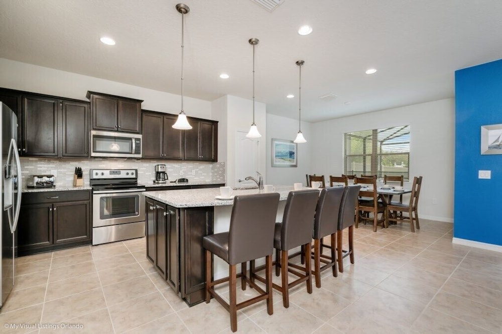Amazing 5Bd Pool Hm Windsor at Westside 1877nc - photo 12