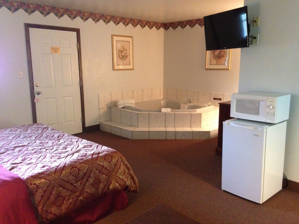 Fred's Inn - photo 10