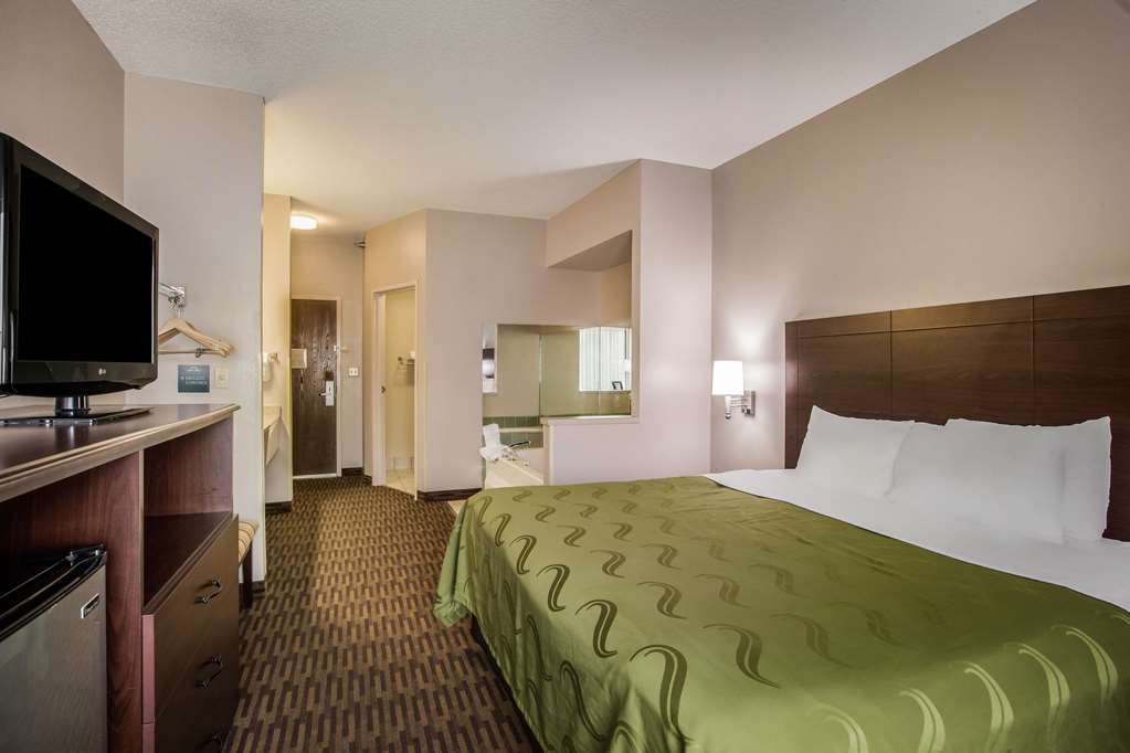 Quality Inn & Suites Lawrence University Area - photo 32