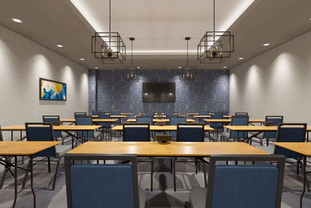 La Quinta Inn & Suites by Wyndham Littleton Red Rocks - photo 28