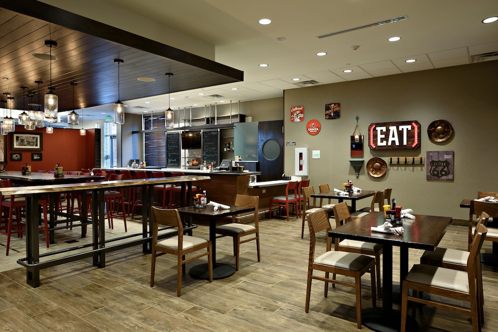 Holiday Inn St. George Conv Ctr by IHG - photo 22