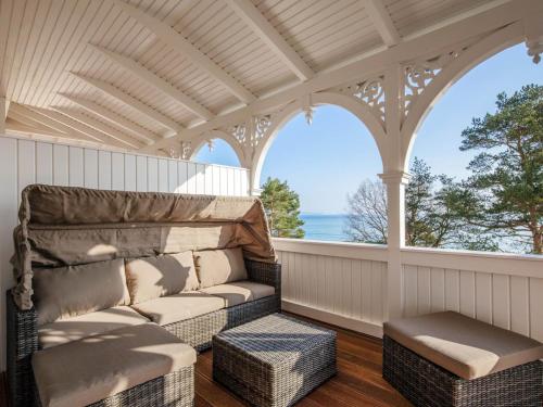 Strandvillen Binz Ferienwohnung mit Meerblick 2 Schlafzimmern und Balkon SV 008 — 4-Star Luxury Hotel in Ostseebad Binz, Germany
