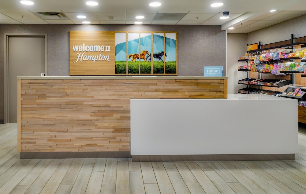 Hampton Inn & Suites Radcliff Fort Knox - photo 2