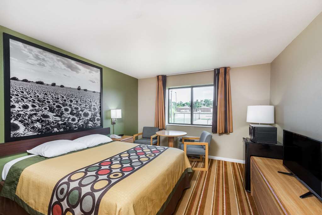 Super 8 by Wyndham Independence KS - photo 10