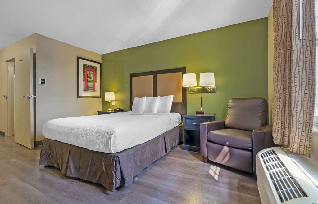 Extended Stay America Suites Stockton March Lane - photo 15