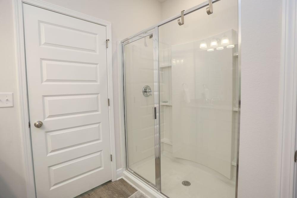 Beach La Vie by Pristine Properties Vacation Rentals — 4-Star Luxury Hotel in Port Saint Joe, United States