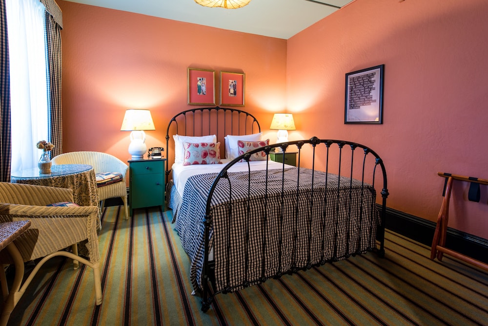 Hotel Boheme - photo 13