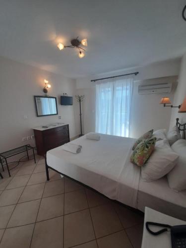 Romantica Hotel Apartments in Kythira, Greece