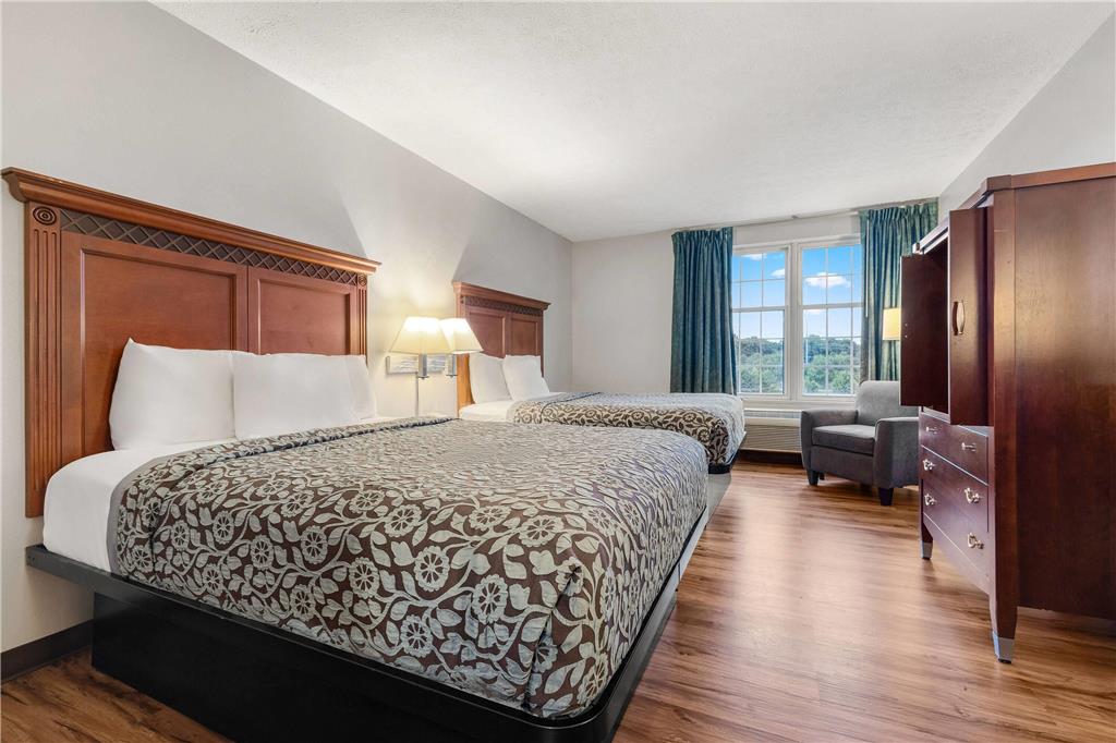 Days Inn by Wyndham Madisonville - photo 18