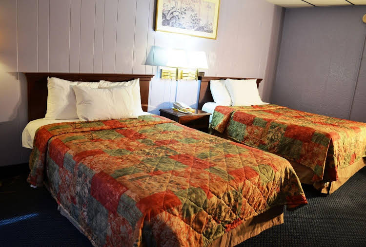 Knights Inn Bluefield - photo 10