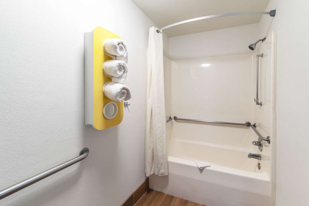 Motel 6 Lebanon IN - photo 23