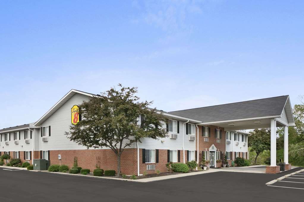 Super 8 by Wyndham Washington - photo 2