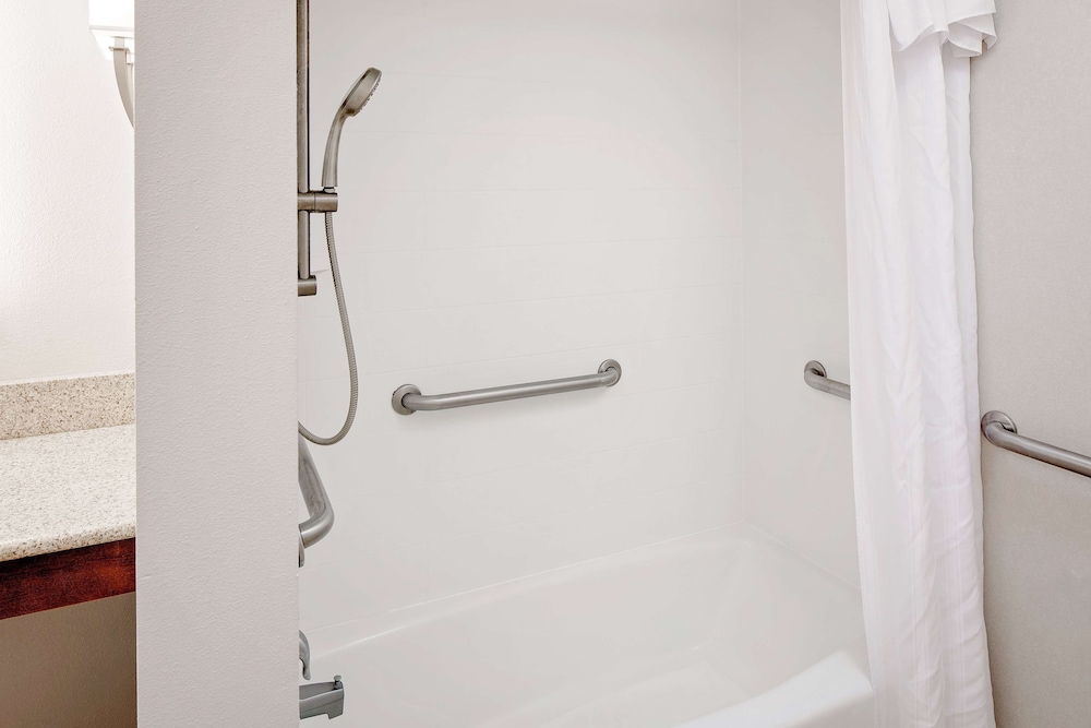 Homewood Suites by Hilton Raleigh Cary - photo 22