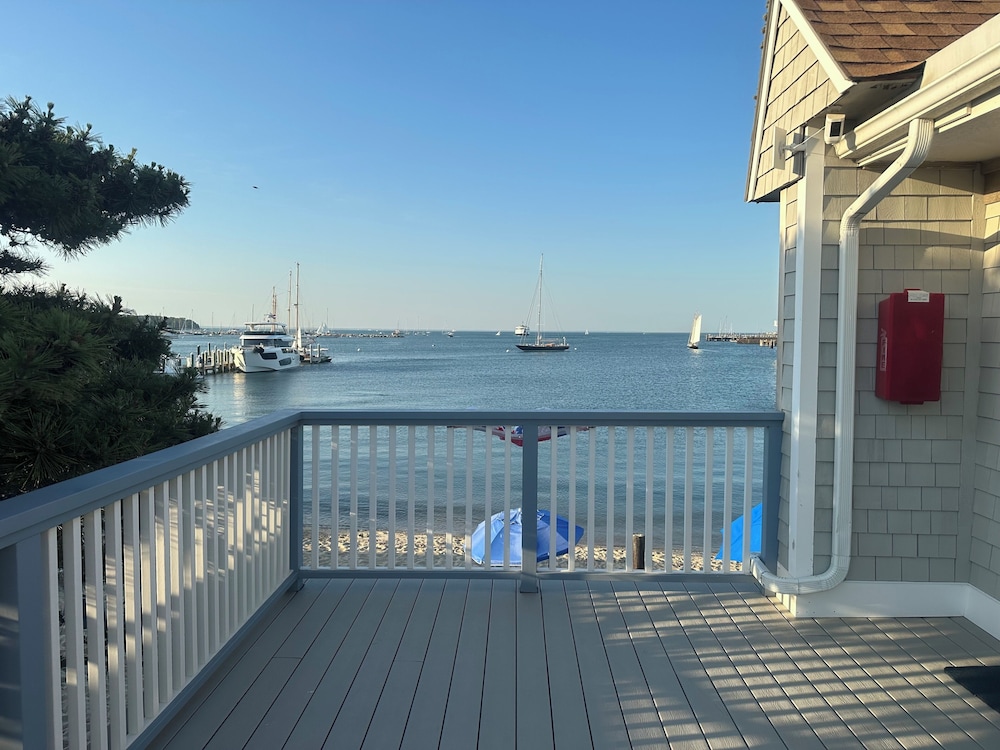 Vineyard Harbor Motel Private Beach - photo 322