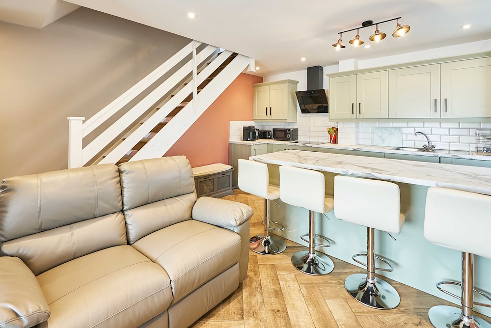Host Stay Knights Manor Way — hotel in Dartford