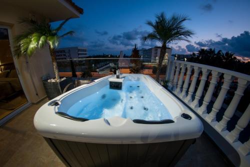 Paradi Nissi Golden Sands Apartment
