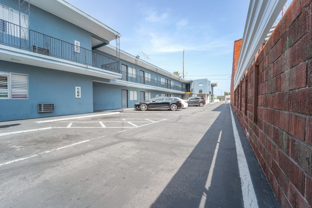 NOHO Hotel near Universal Studios Hollywood - photo 24