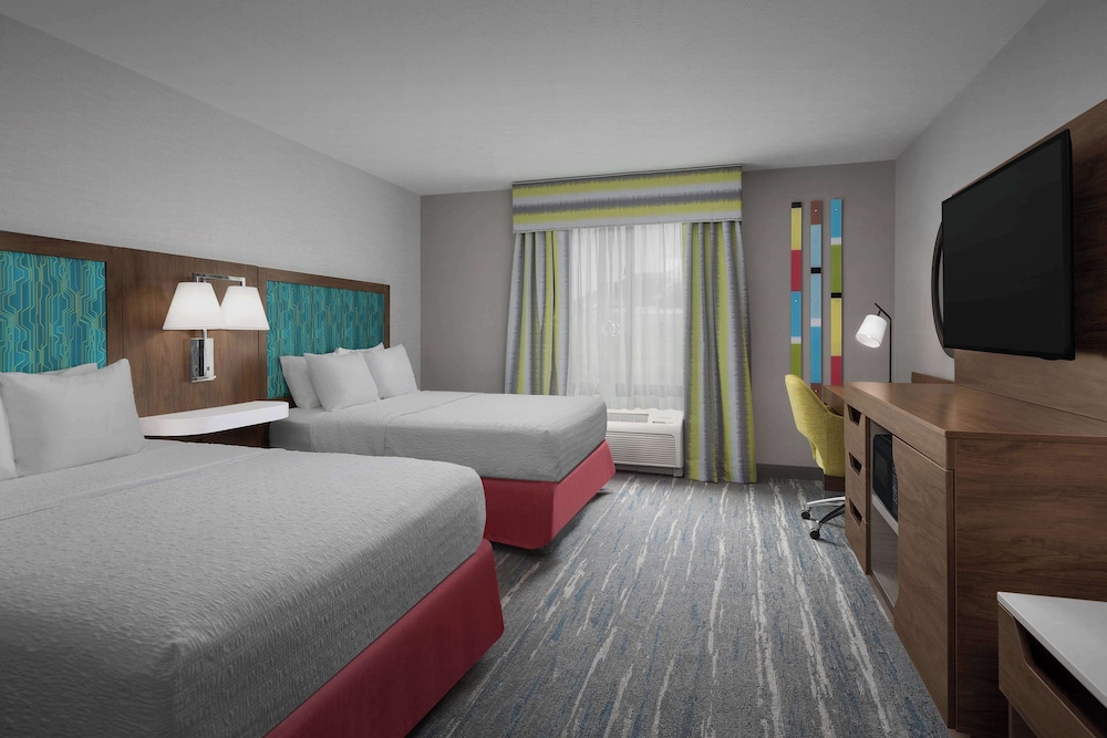 Hampton Inn Waterloo Cedar Valley - photo 21