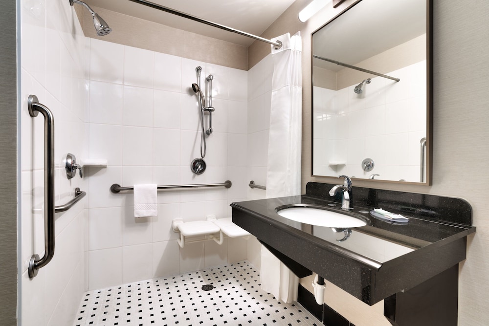 Fairfield Inn & Suites by Marriott Albany - photo 17