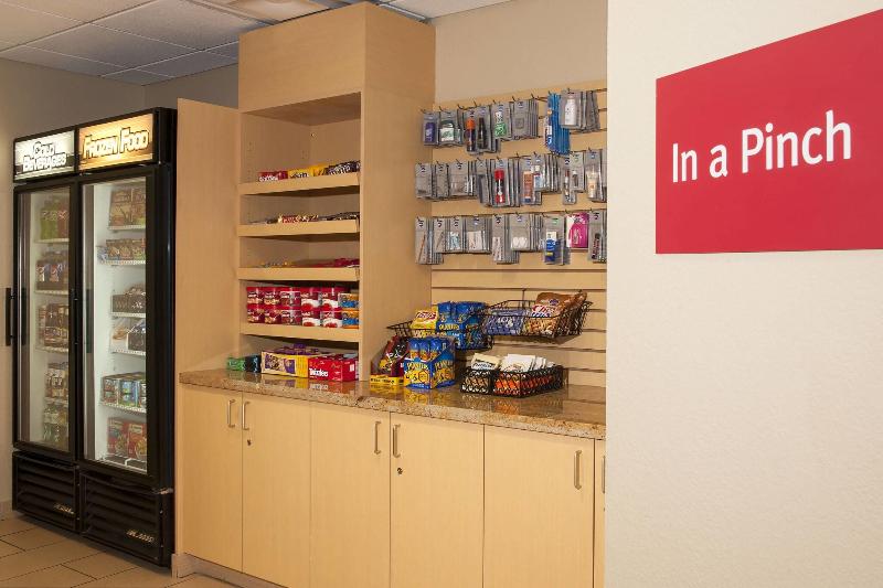 TownePlace Suites by Marriott Des Moines Urbandale - photo 3