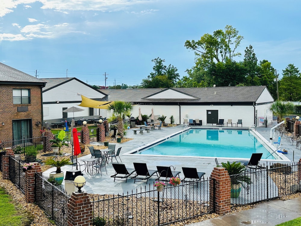 At Home Inn & Suites - photo 62