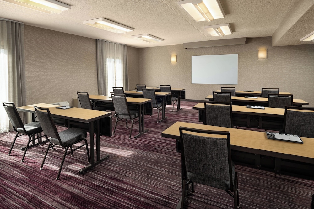 Courtyard by Marriott Phoenix Mesa - photo 24