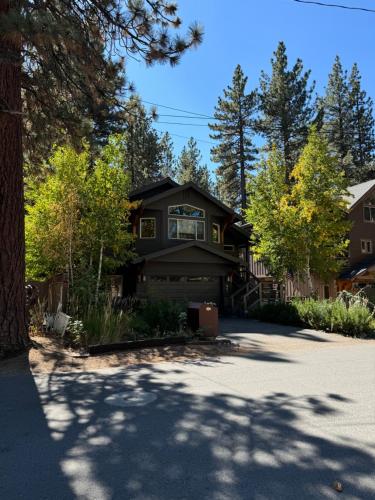 Lake Tahoe Luxury Guest Quarters — South Lake Tahoe