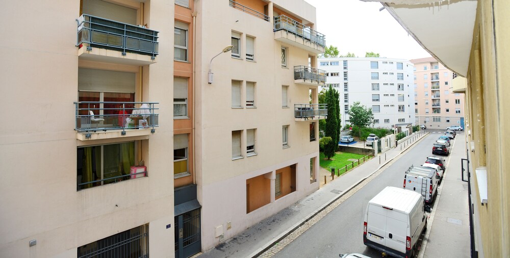 AppartAmbiance Blanc — Lyon — photo 3