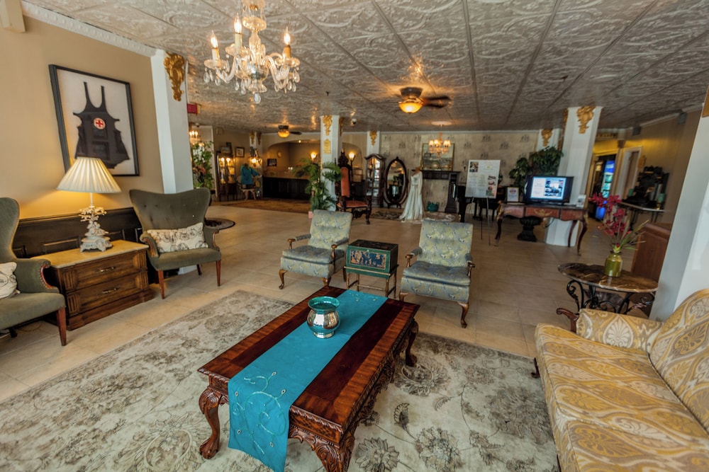 The Flanders Hotel - photo 5