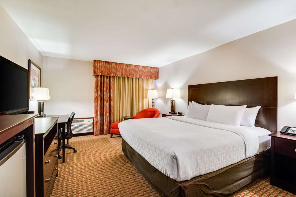 Clarion Hotel Convention Center - photo 6
