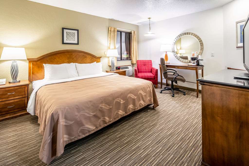 Quality Inn Keystone near Mount Rushmore - photo 11
