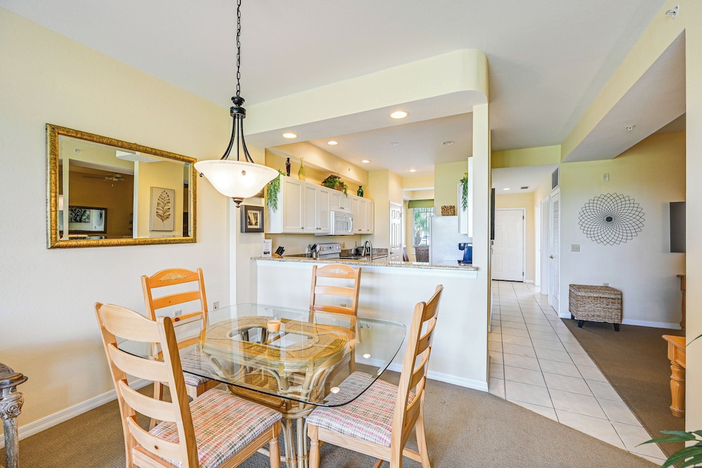 Naples Resort Condo on 2 Championship Golf Courses - photo 7