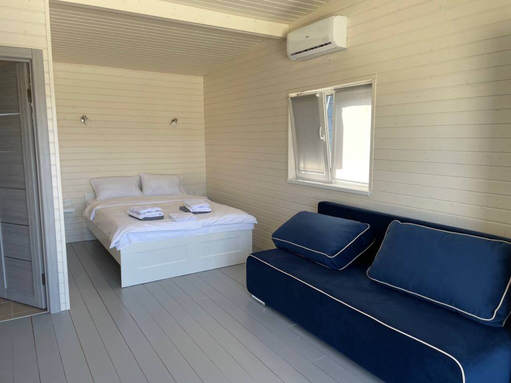 ZaMorem - carbon neutral hotel in Unknown City