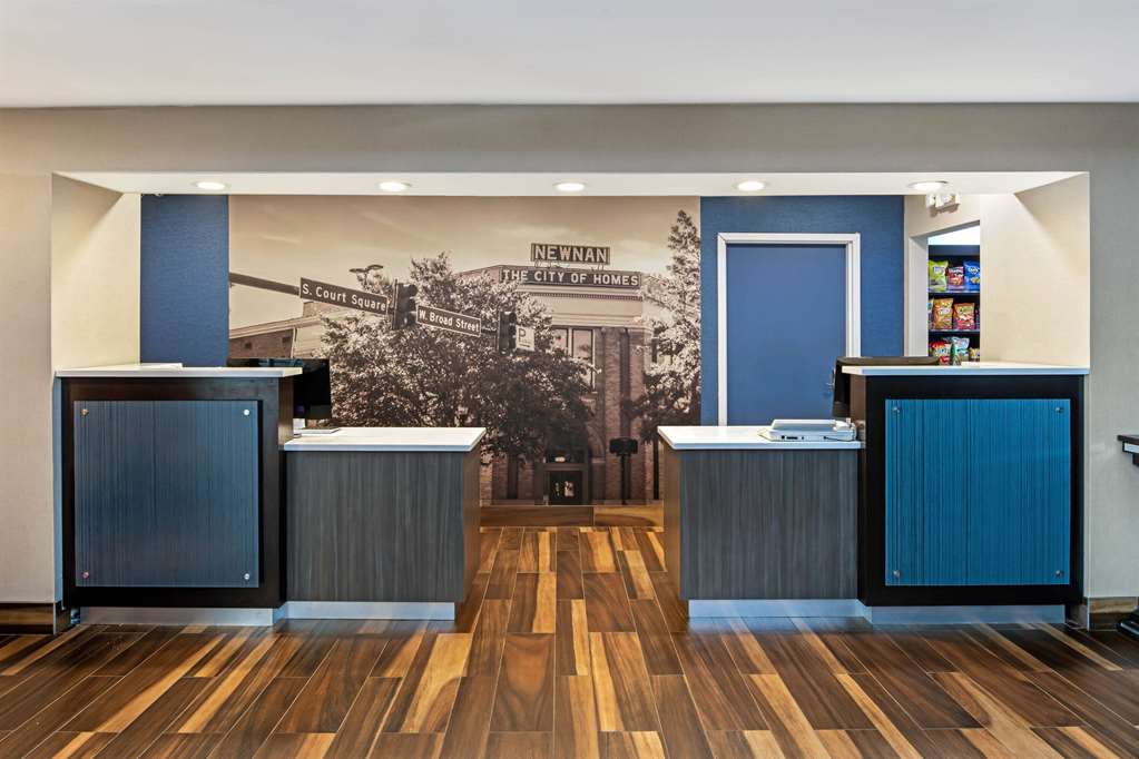 La Quinta Inn & Suites by Wyndham Atlanta South Newnan - photo 6
