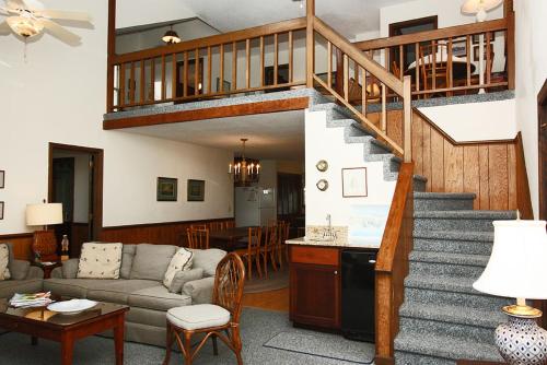 Wahoo by Oak Island Accommodations - photo 17