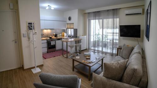 Premium 1bdr Temple of Peacefulness — 4-Star Luxury Hotel in Athens, Greece