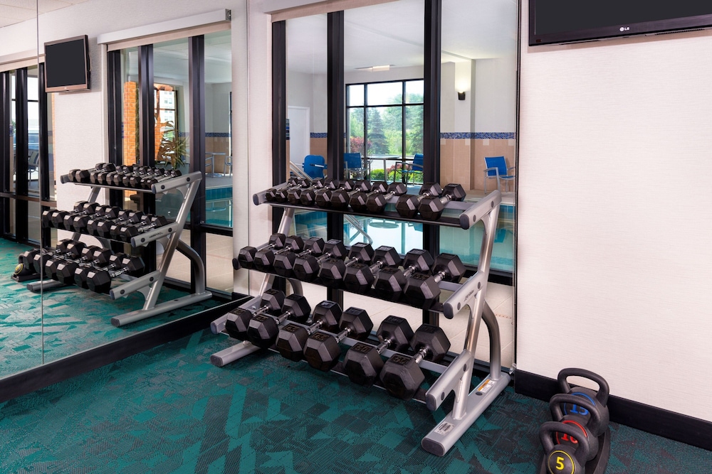 TownePlace Suites Buffalo Airport - photo 33