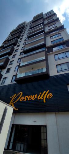 Skyline Serenity at Roseville Apartment Rooftop Pool Gym Workspace Lounge & Parking