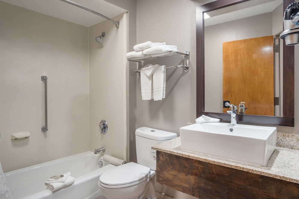 Red Roof Inn & Suites Jacksonville NC - photo 30