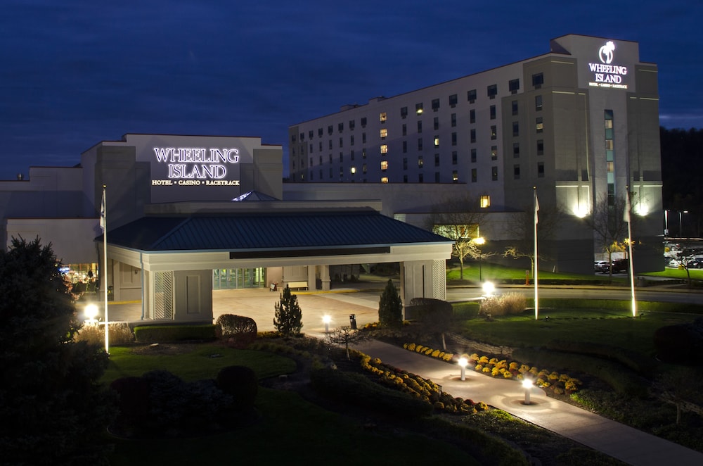 Wheeling Island Hotel Casino Racetrack — hotel in Wheeling