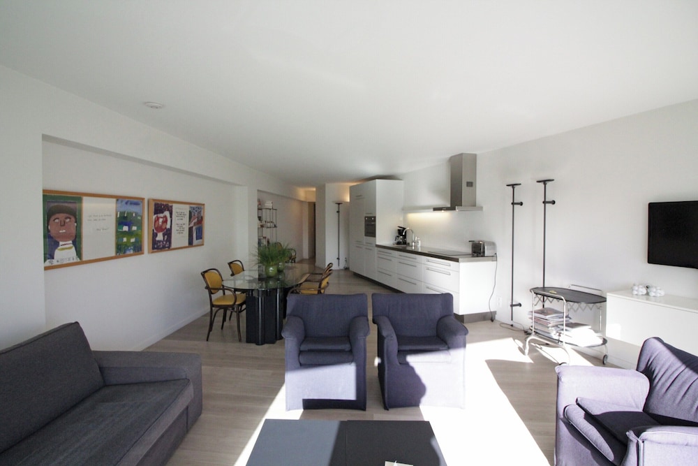 Apartment in Knokke near Driehoeksplein — 4-Star Luxury Hotel in Knokke-Heist, Belgium