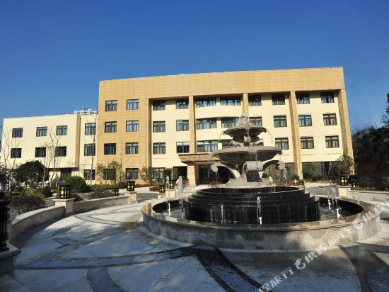 Feidong Hotel in Dianbu, People's Republic of China