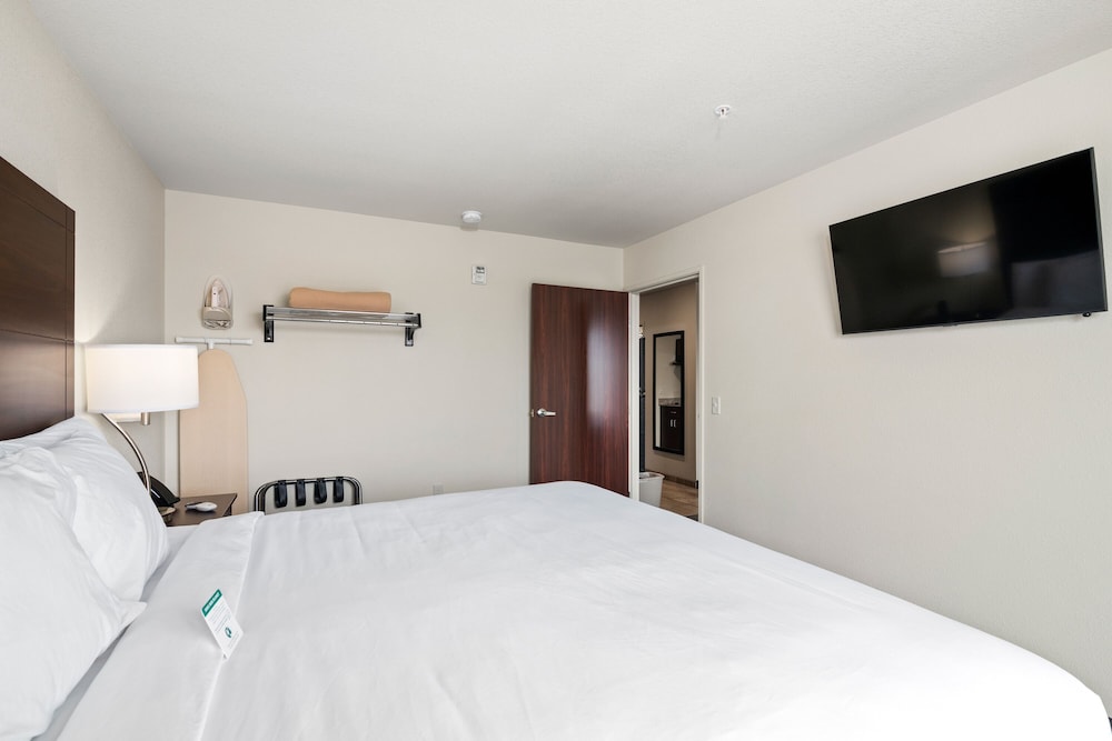 Cobblestone Inn & Suites Yuma - photo 33